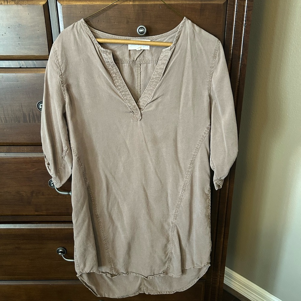 Side stitch tan taupe sheath shirt dress!
